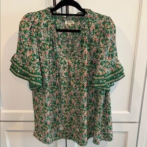 Green and White Relaxed Ruffled Blouse